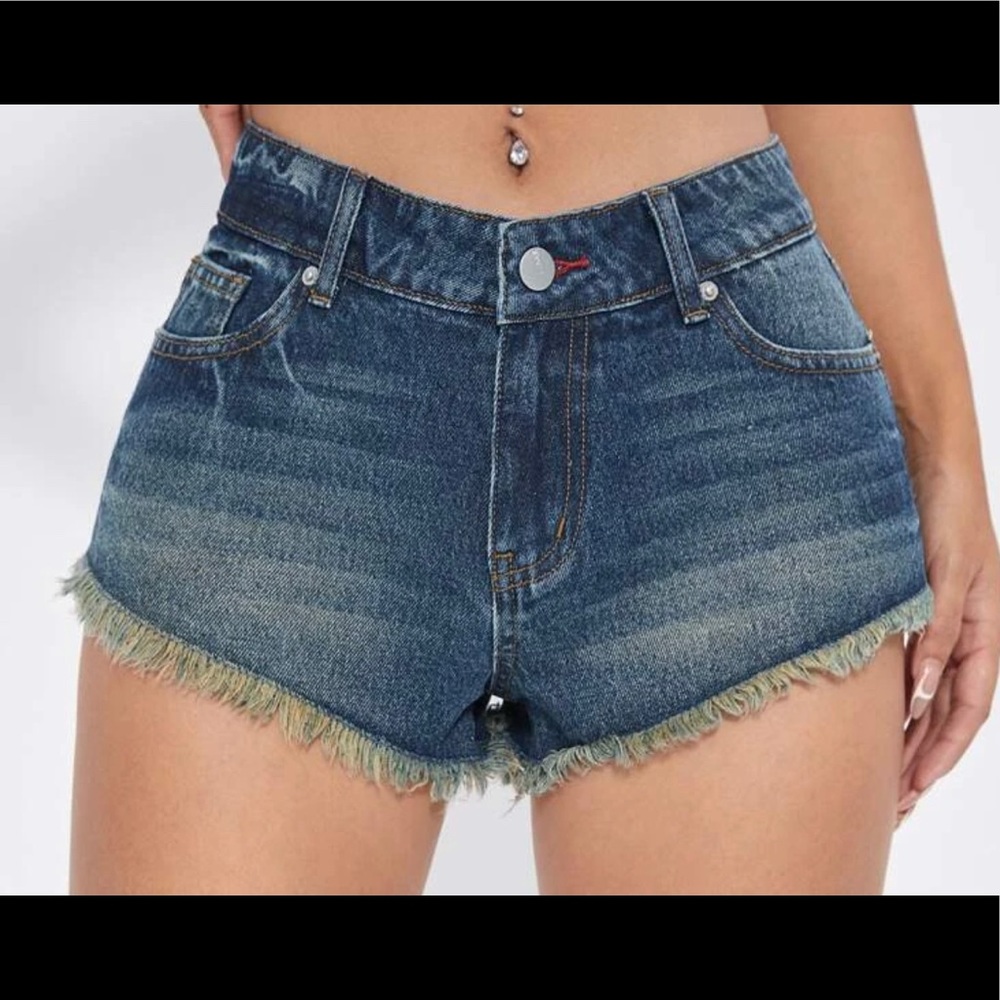 Raw cut Denim Shorts